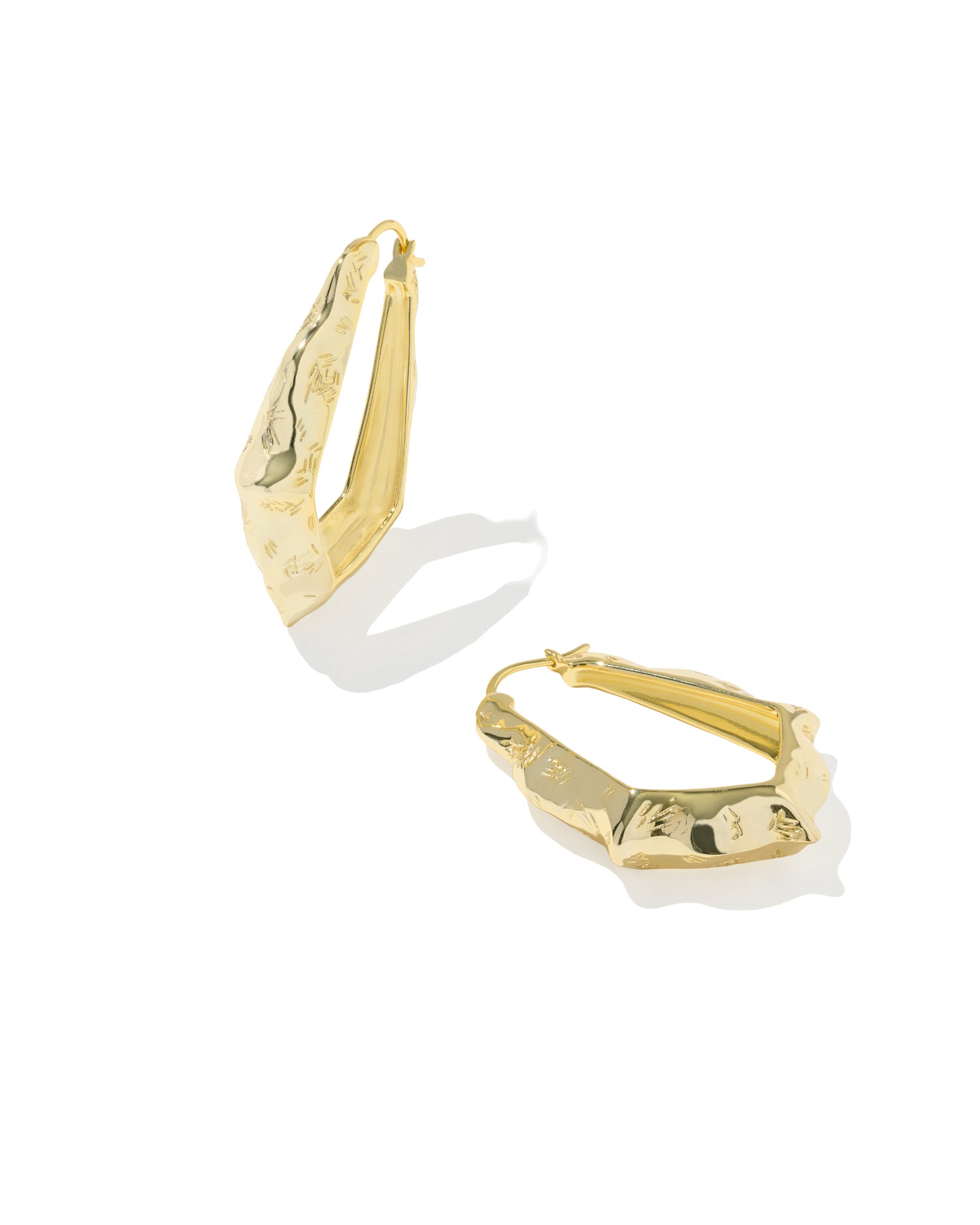 Adriana Scallop Frame Hoop Earrings Gold