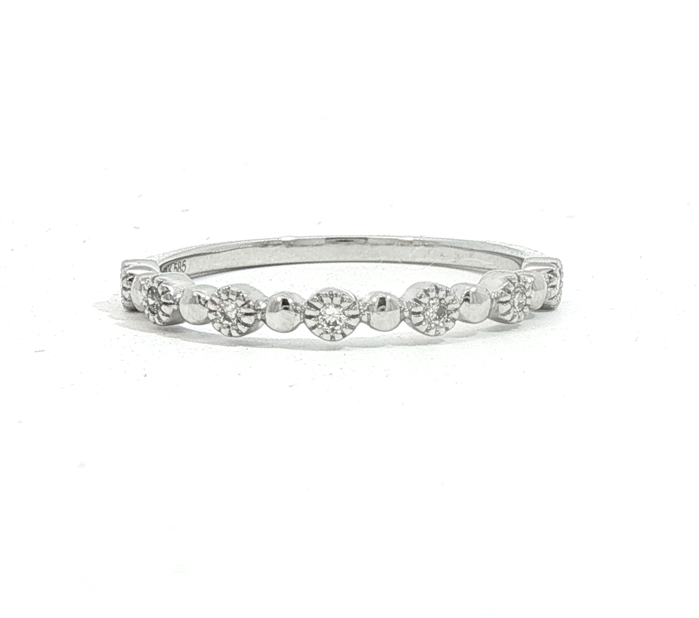 "Avery" White Gold