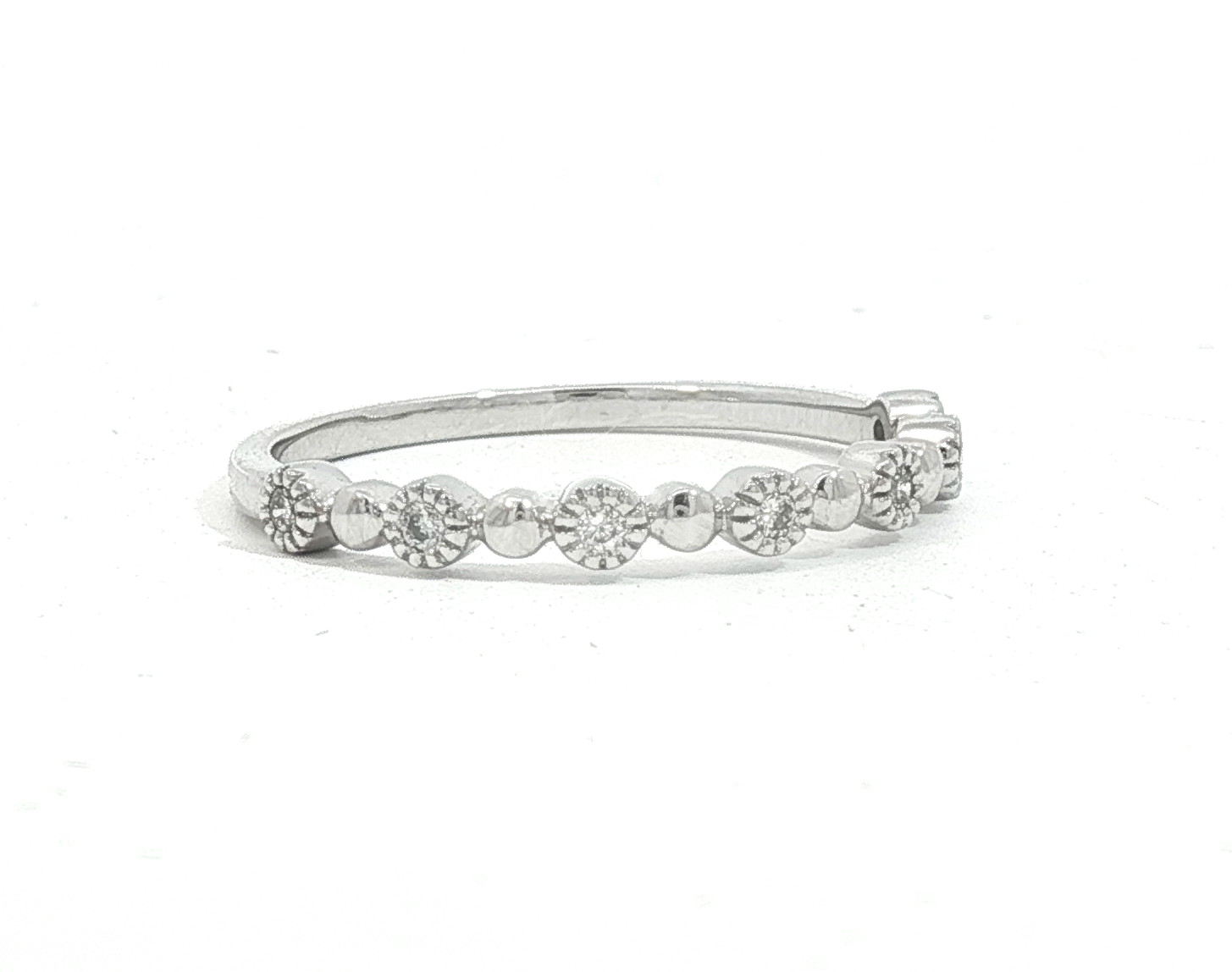 "Avery" White Gold