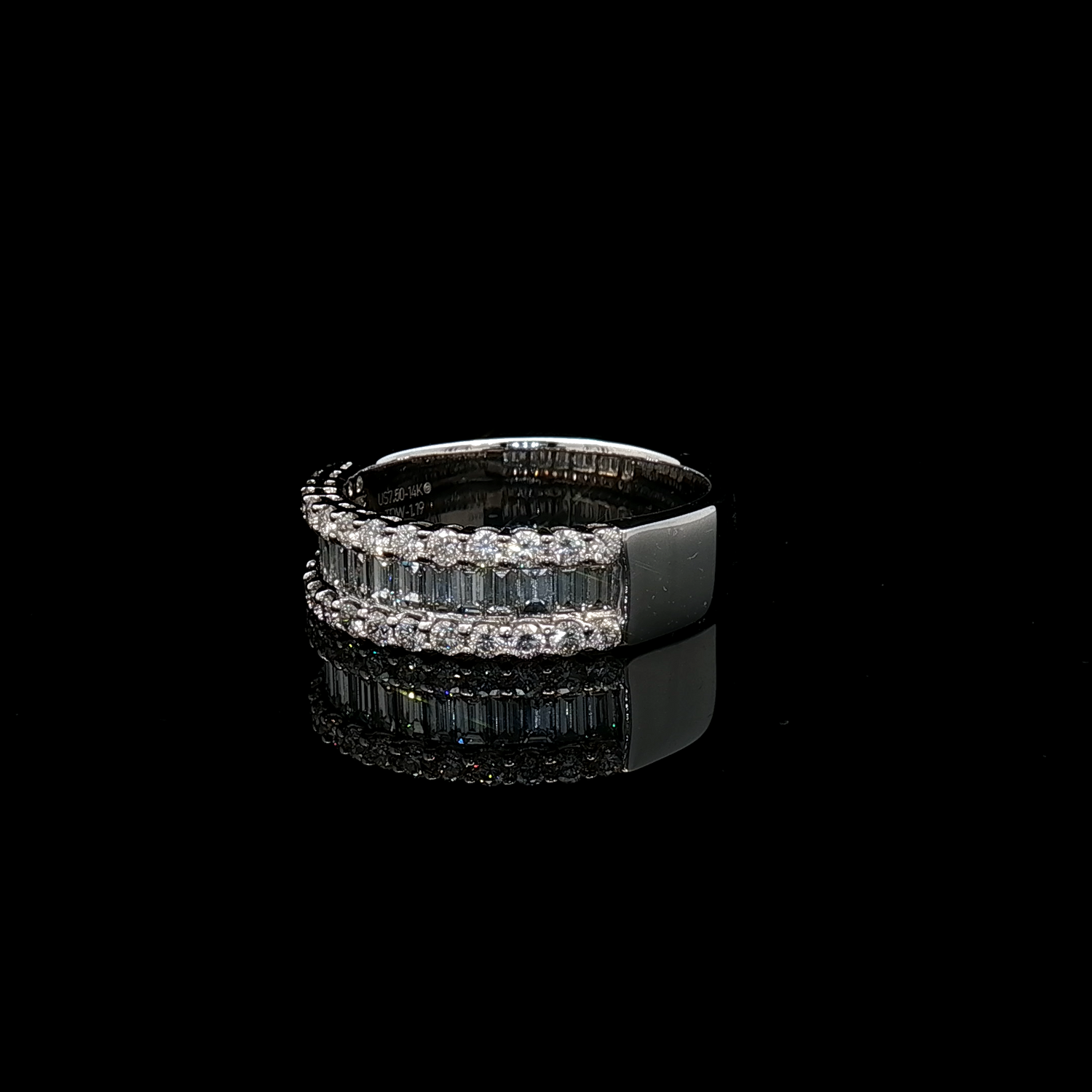 Women's Diamond Fashion Ring