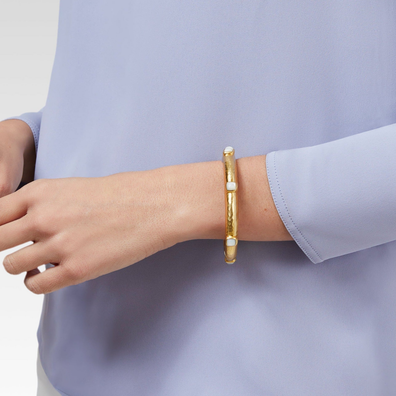 Catalina Hinge Bangle - Iridescent Strawberry