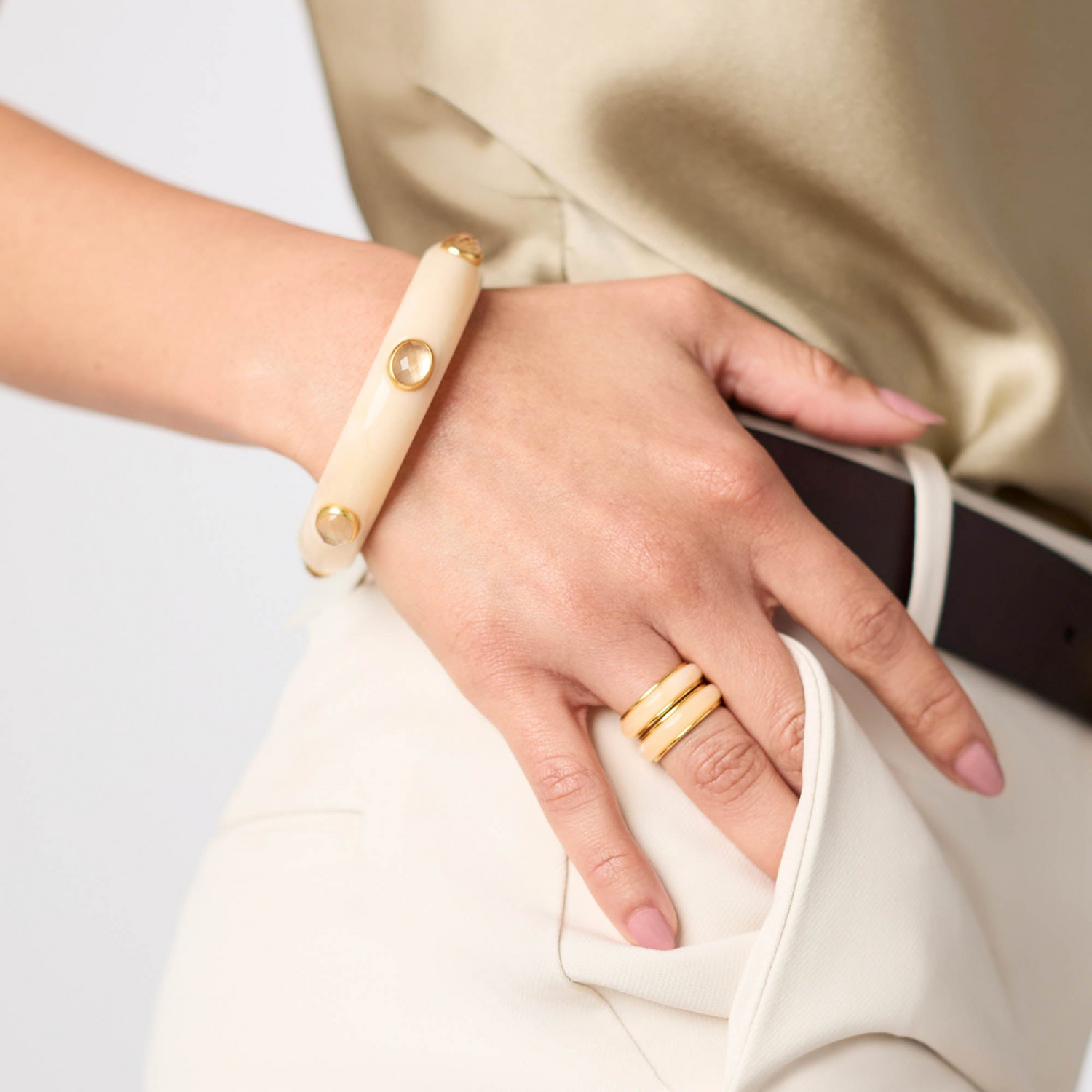 Carnaby Stone Bangle - Ivory - Medium