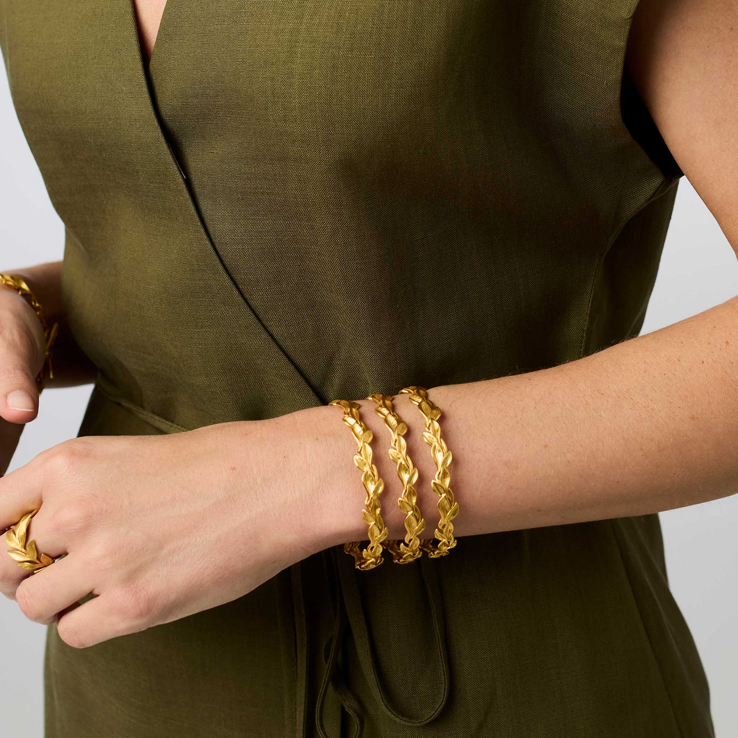 Willow Bangle - Gold - Small