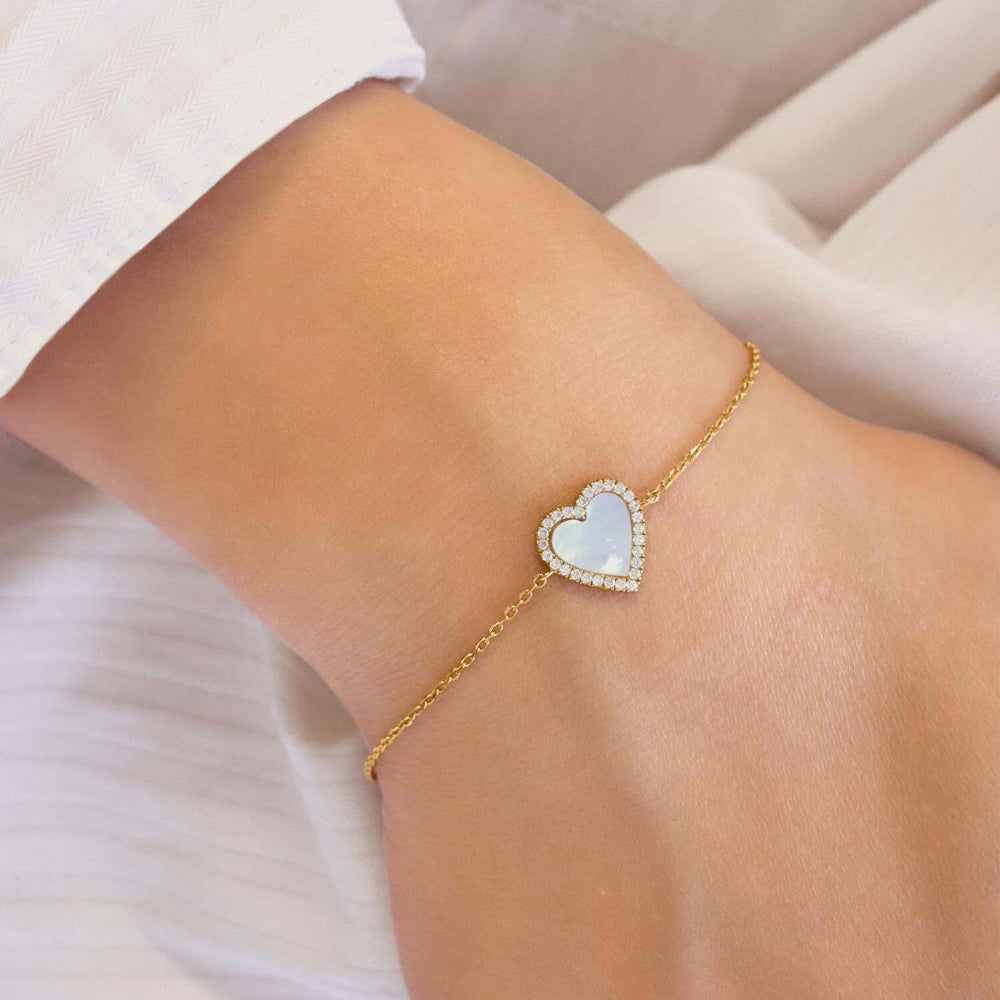 Glimmer Glow Gold Mother of Pearl Halo Heart Bracelet