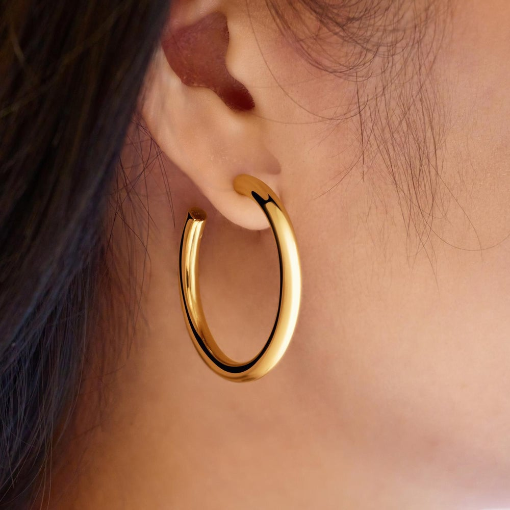 Tide Echo Gold Classic Tube Oversized Hoop Earrings